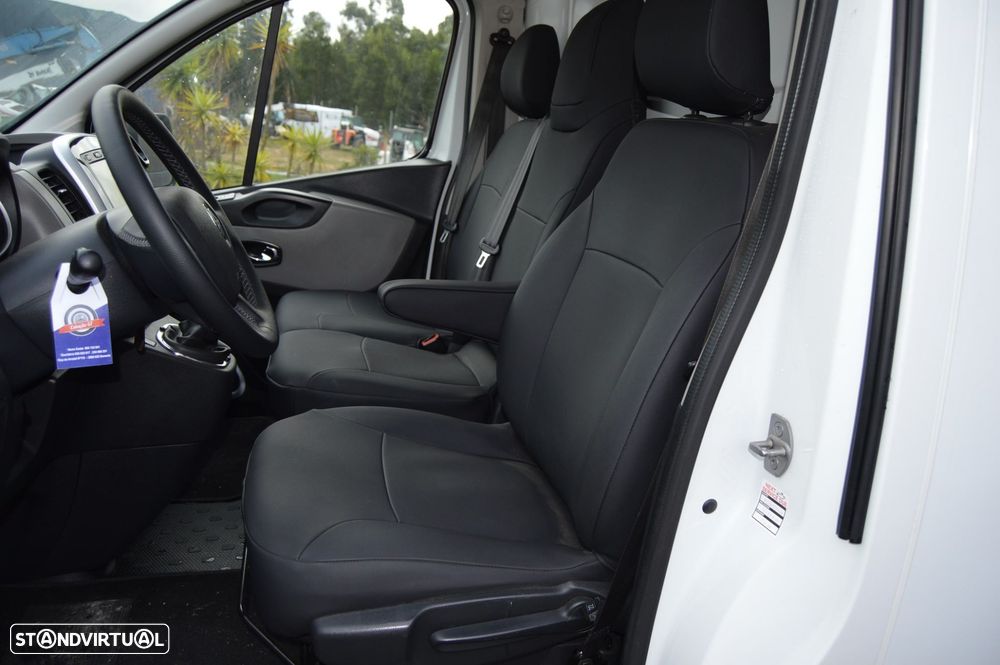 Renault Trafic Outro - 11