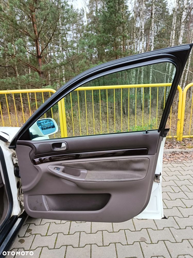 Audi A4 Limousine - 33