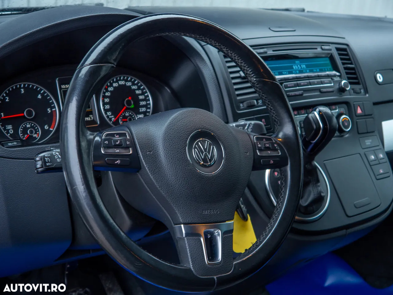 Volkswagen Multivan - 6
