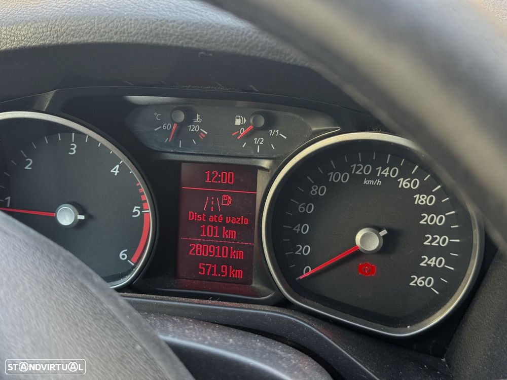 Ford S-Max - 13