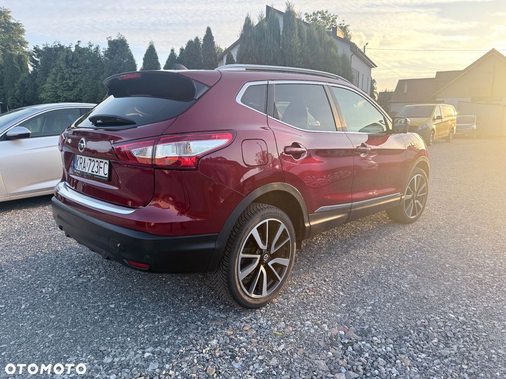 Nissan Qashqai 1.6 dCi Tekna S&S - 13