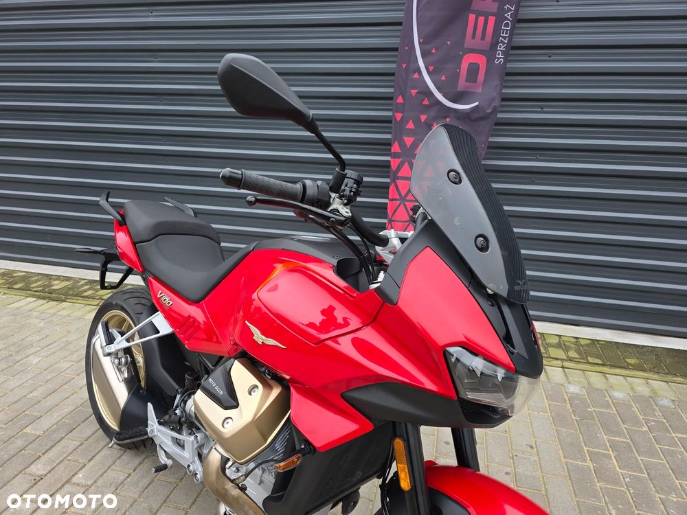 Moto Guzzi V100 Mandello - 22