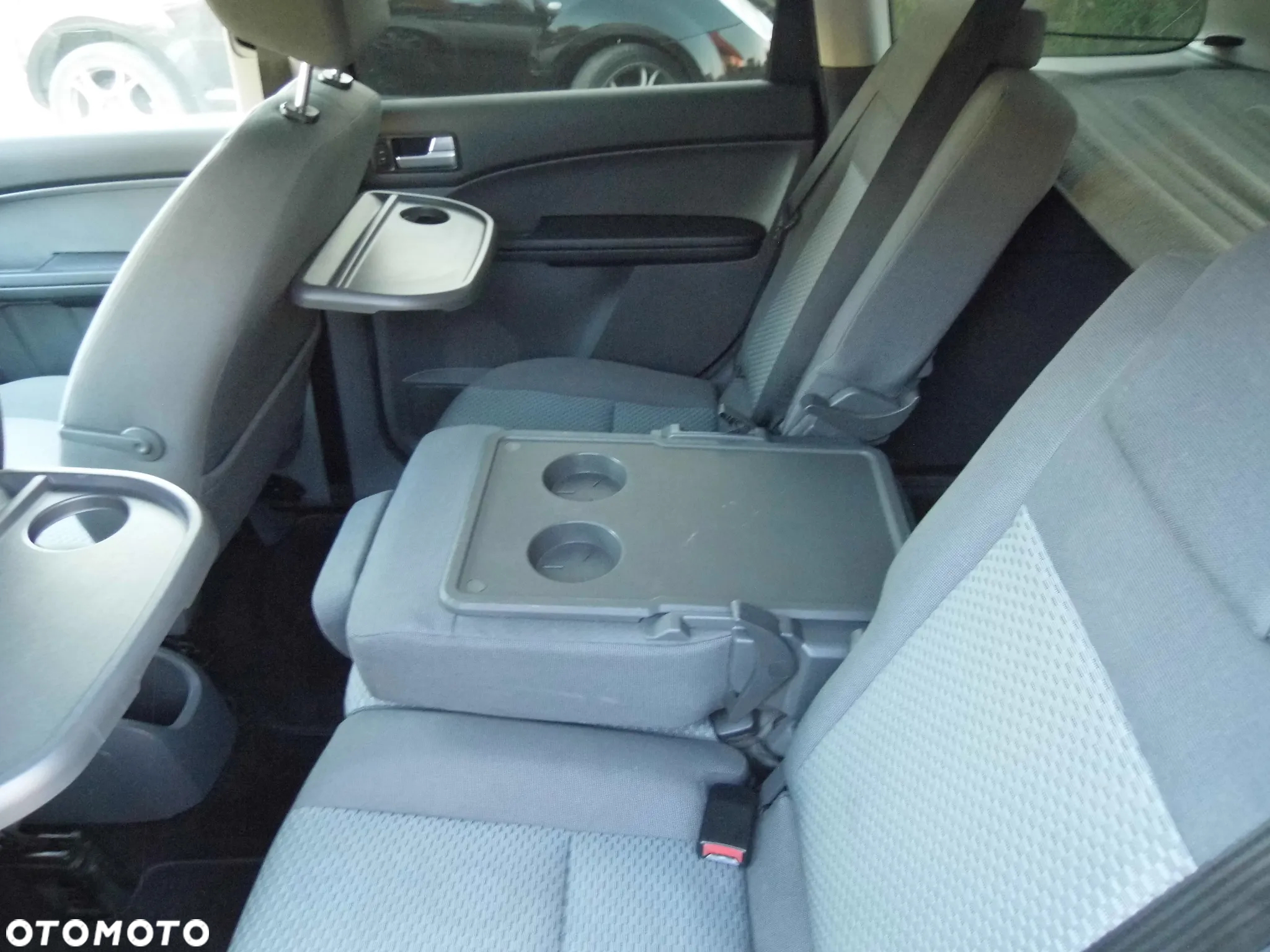 Ford Focus C-Max 1.8 Ghia CVT - 27