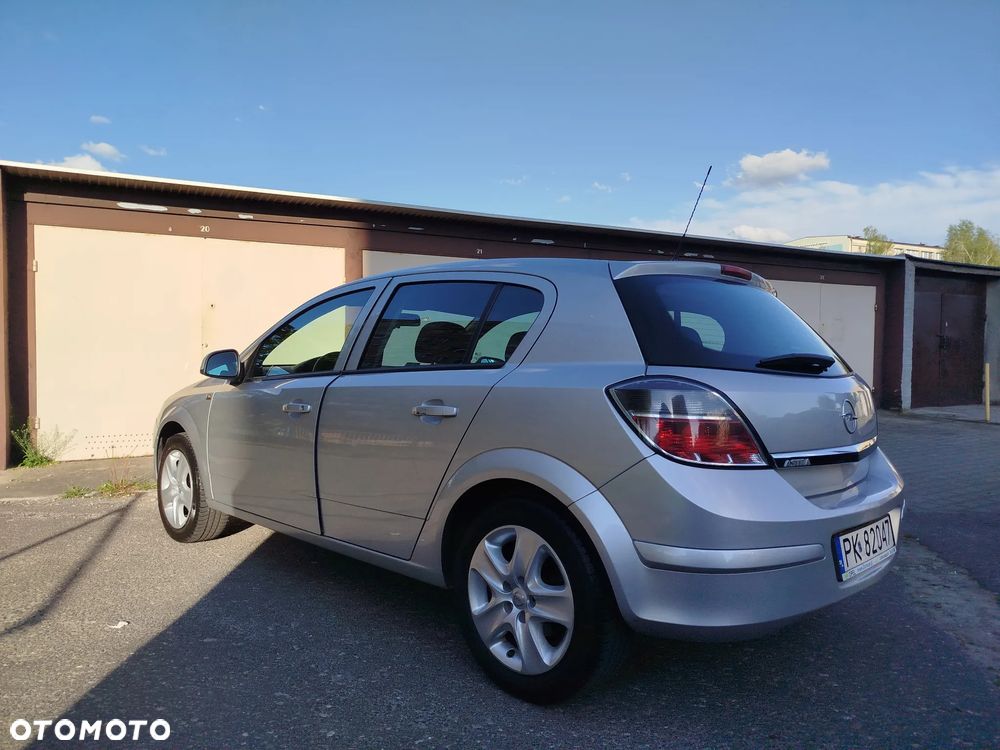 Opel Astra 1.6 Enjoy - 5