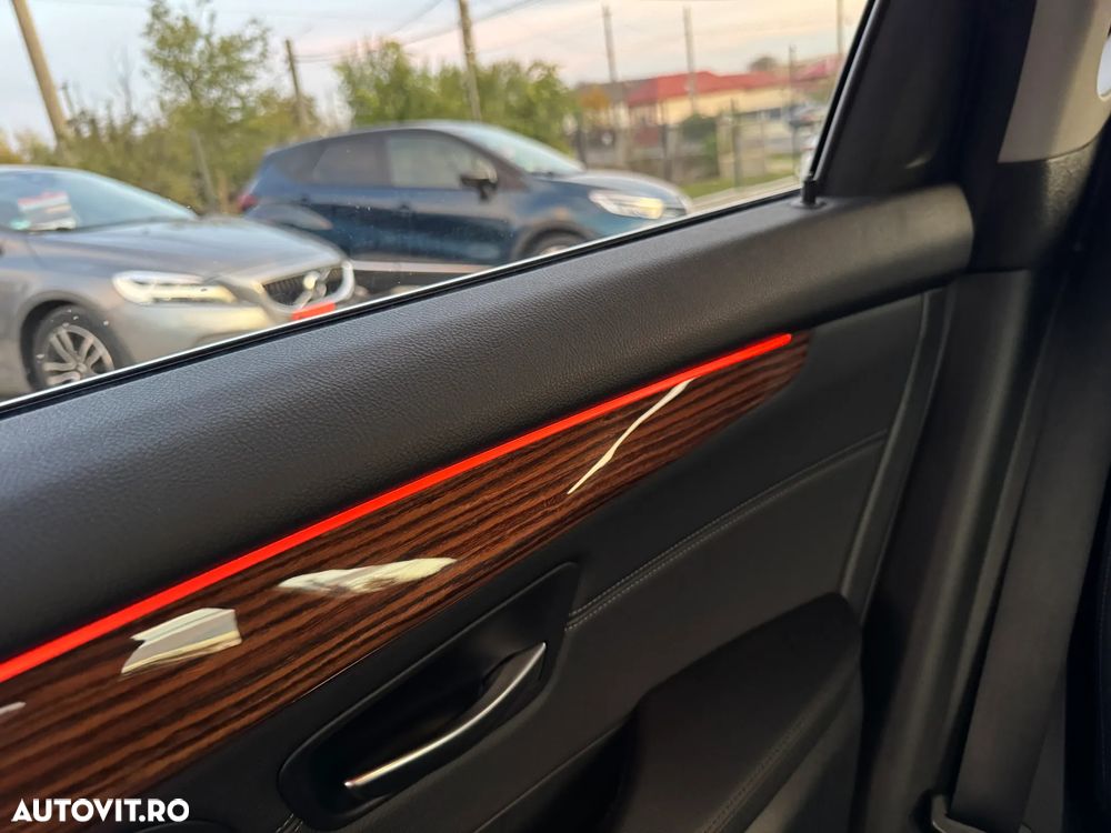 BMW Seria 2 220d Active Tourer Aut. Luxury Line - 37