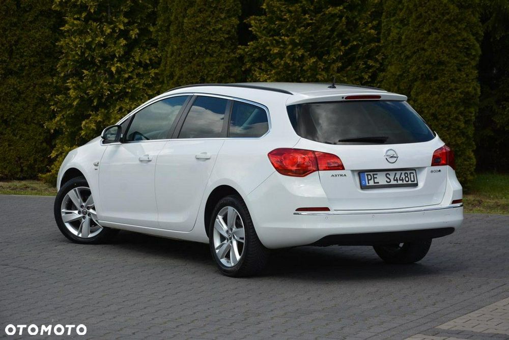 Opel Astra 1.4 Turbo Cosmo - 6