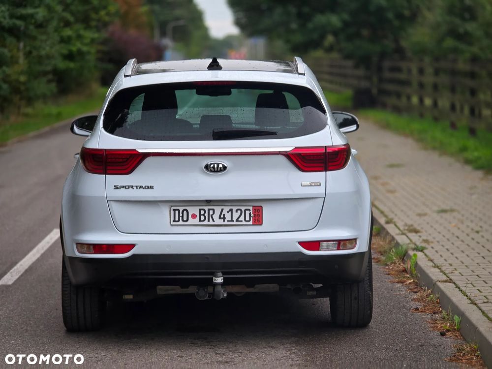Kia Sportage 1.7 CRDI 2WD Dream-Team Edition - 16