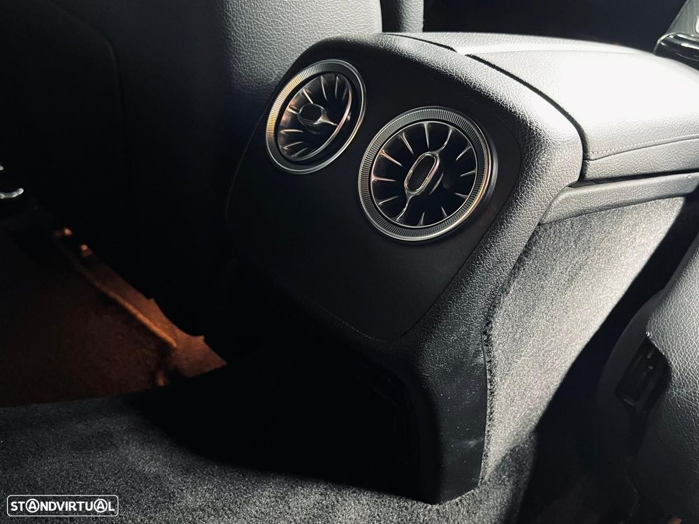 Mercedes-Benz E 220 d AMG Line - 41