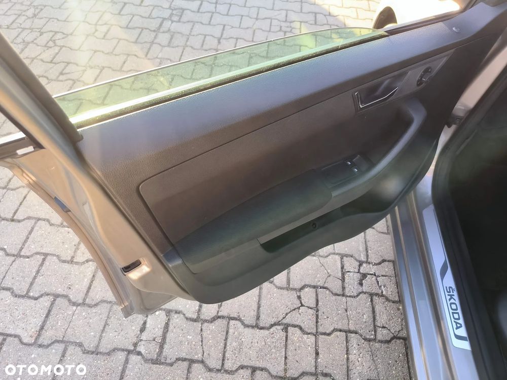 Skoda Fabia 1.0 TSI Clever - 31