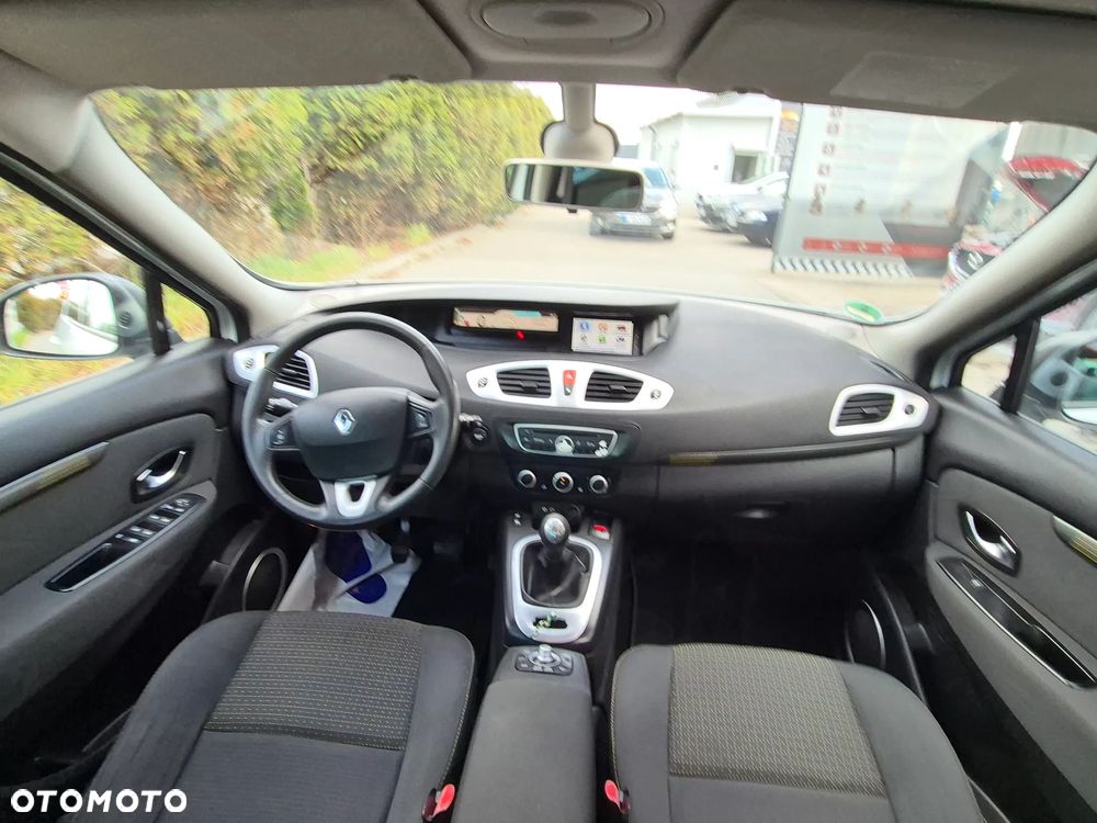 Renault Scenic 1.5 dCi Emotion - 29