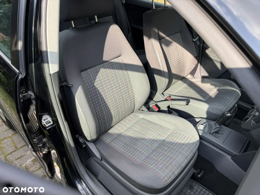 Volkswagen Polo - 10