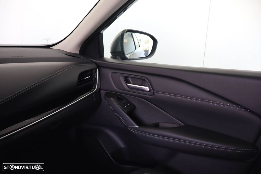 Nissan Qashqai 1.3 DIG-T N-Connecta - 37