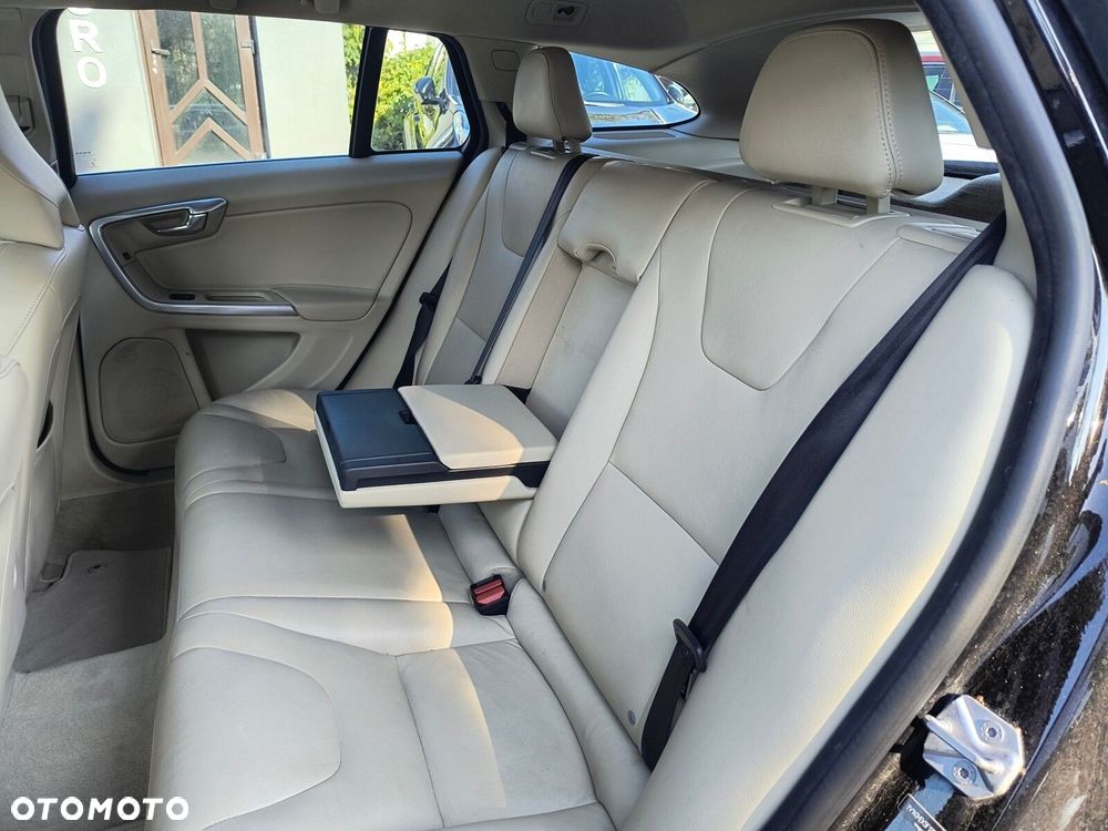 Volvo V60 - 10