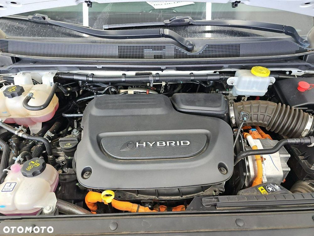 Chrysler Pacifica - 14
