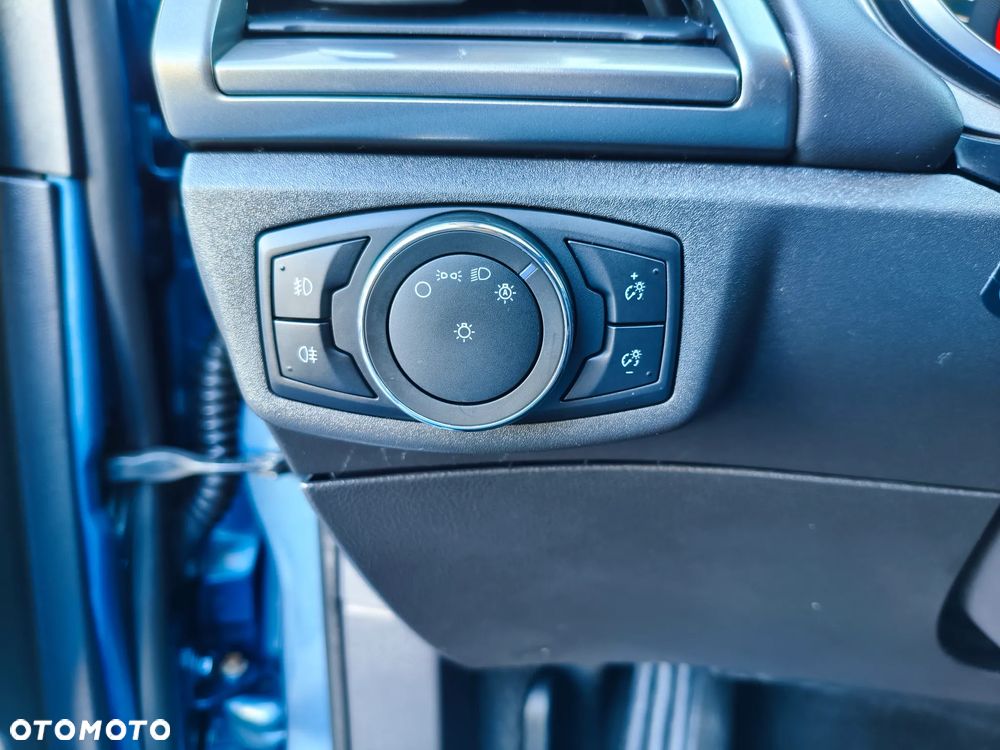 Ford Mondeo 2.0 EcoBlue Vignale - 28