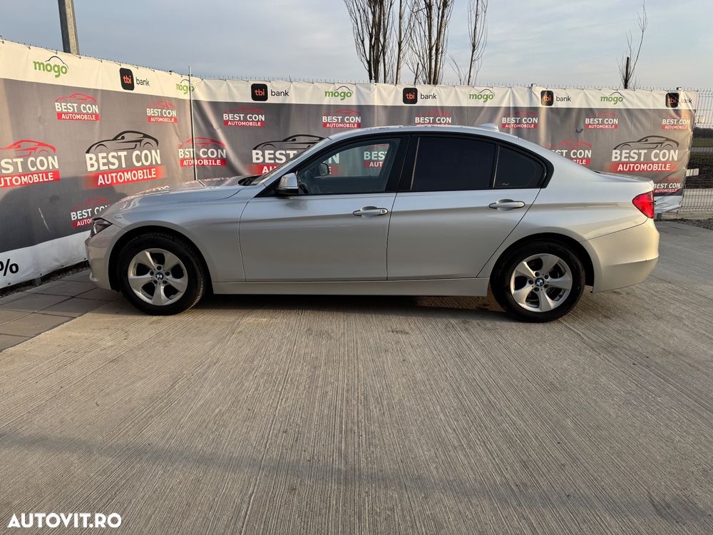 BMW Seria 3 318d - 15