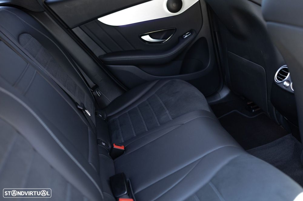 Mercedes-Benz GLC 300 de 4Matic - 33