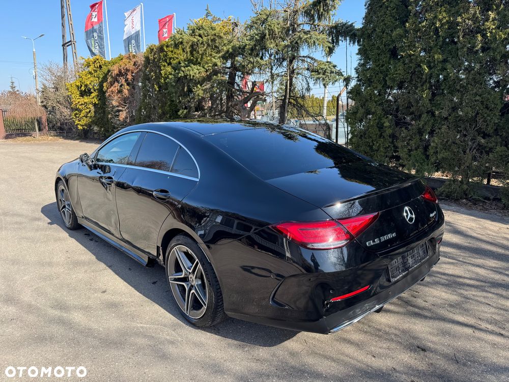 Mercedes-Benz CLS 300 d 4Matic 9G-TRONIC AMG Line - 6