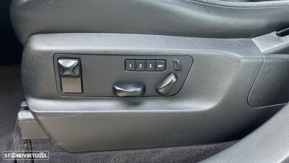Porsche Cayenne 3.2 V6 - 11