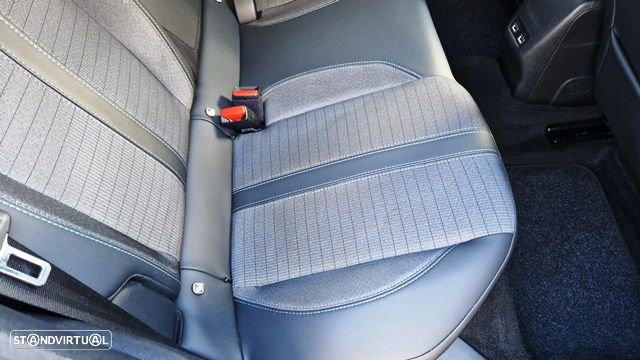 Peugeot e-208 Allure Pack - 7