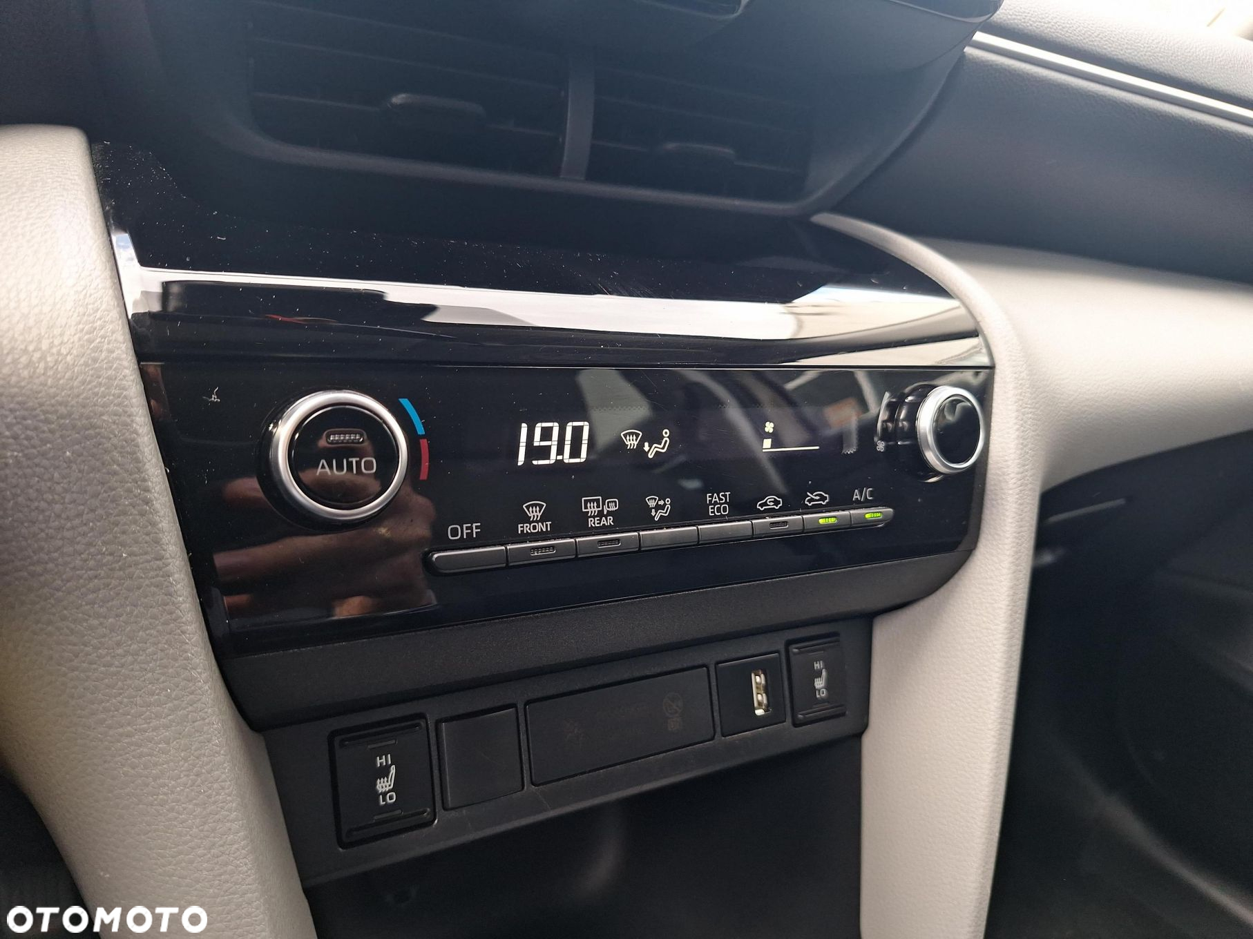 Toyota Yaris Cross Hybrid 1.5 Comfort - 19