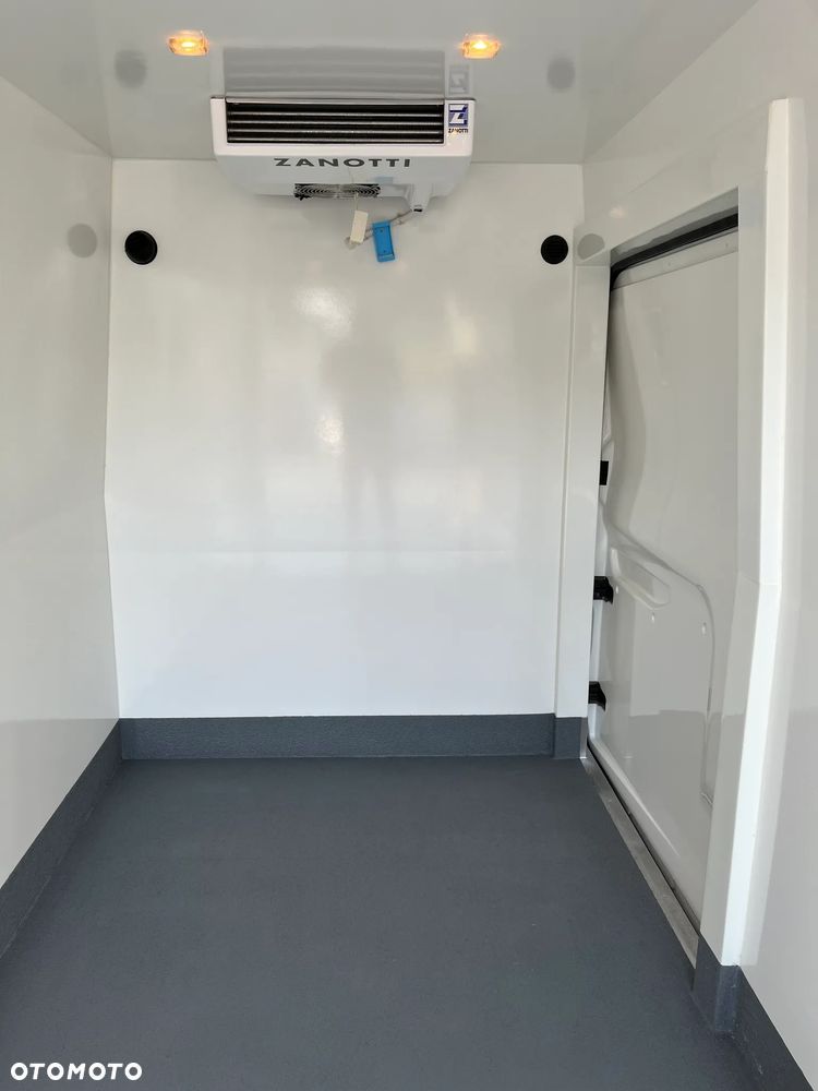 Ford Transit - 7