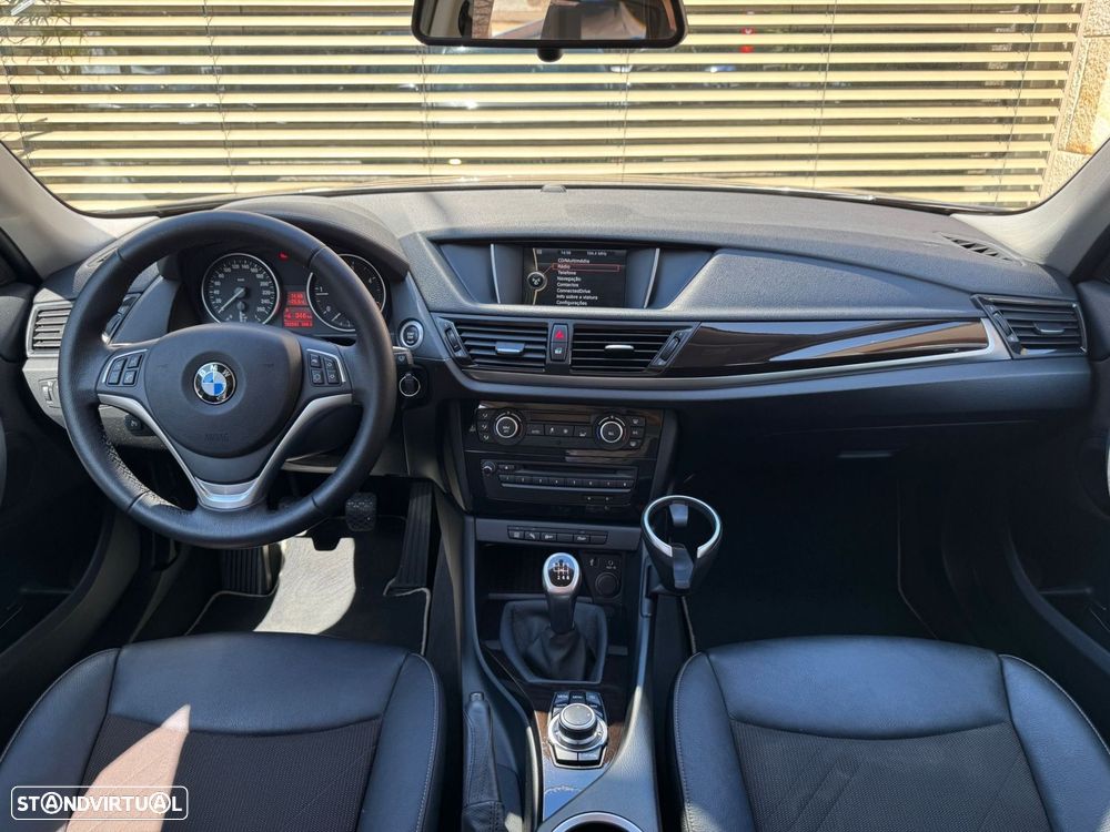 BMW X1 18 d sDrive Line Sport - 11