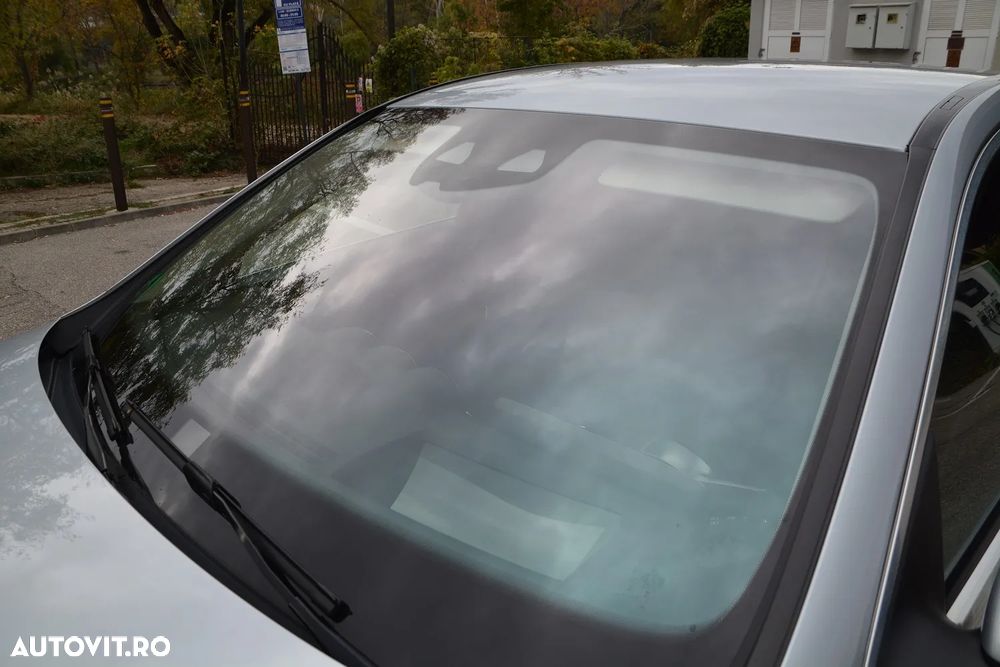 Mercedes-Benz C 220 d T 9G-TRONIC AMG Line - 9