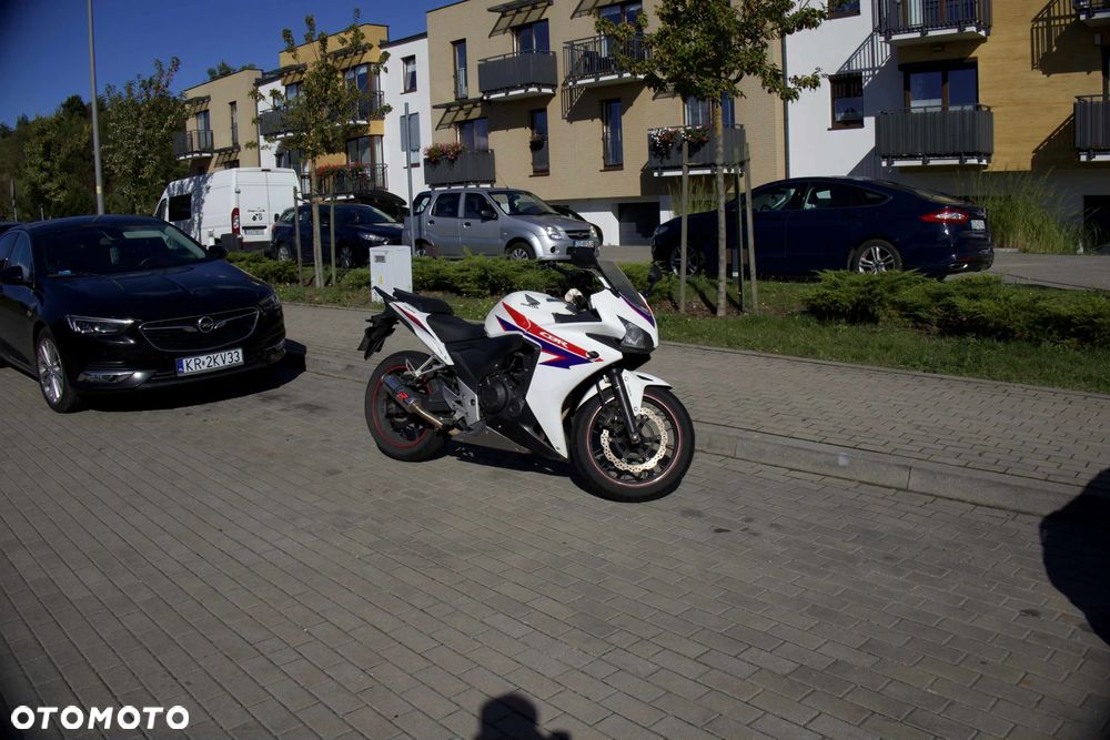 Honda CBR - 1