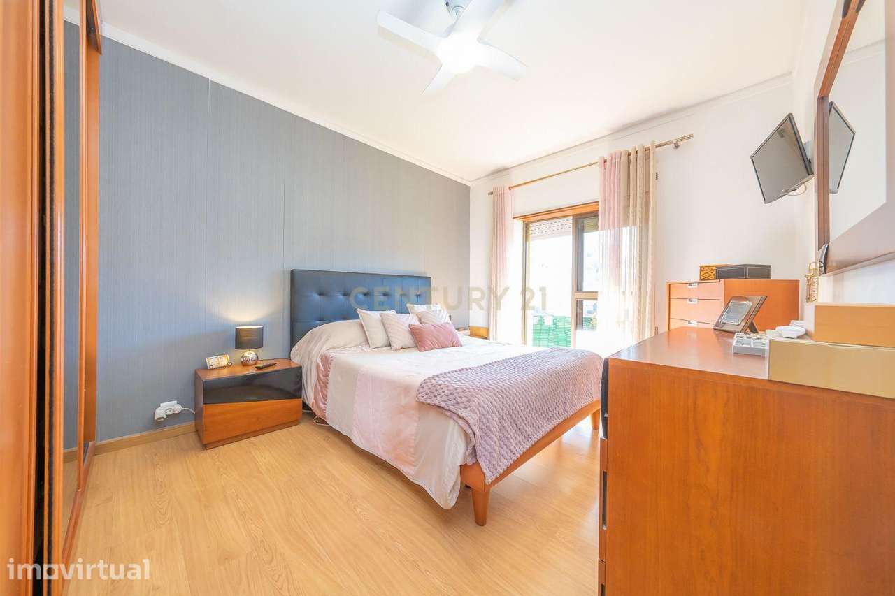 Apartamento T4 Remodelado em Montalvão, Setúbal com 155 m² e 2 Varanda - Grande imagem: 3/40