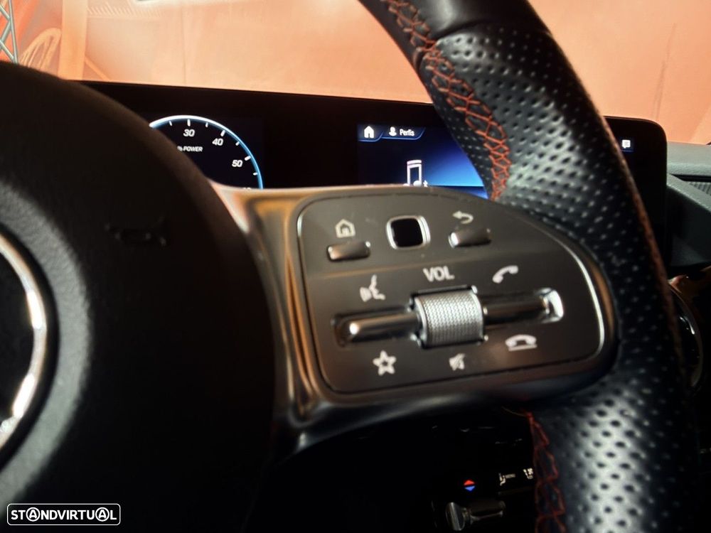 Mercedes-Benz GLA 250 e AMG Line - 16