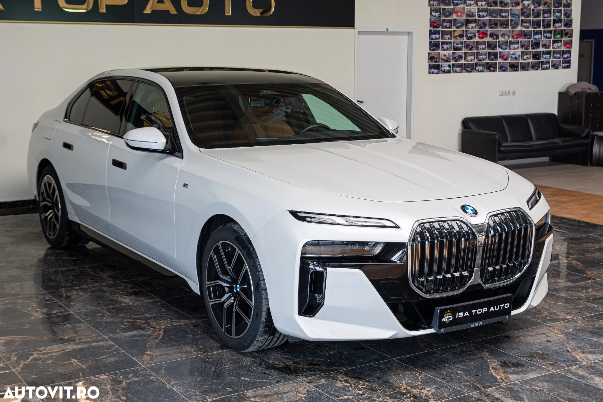BMW Seria 7 740d xDrive MHEV - 12