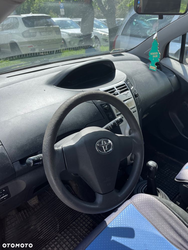 Toyota Yaris 1.0 Terra A/C - 7