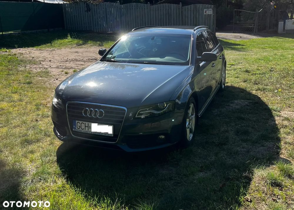 Audi A4 - 1