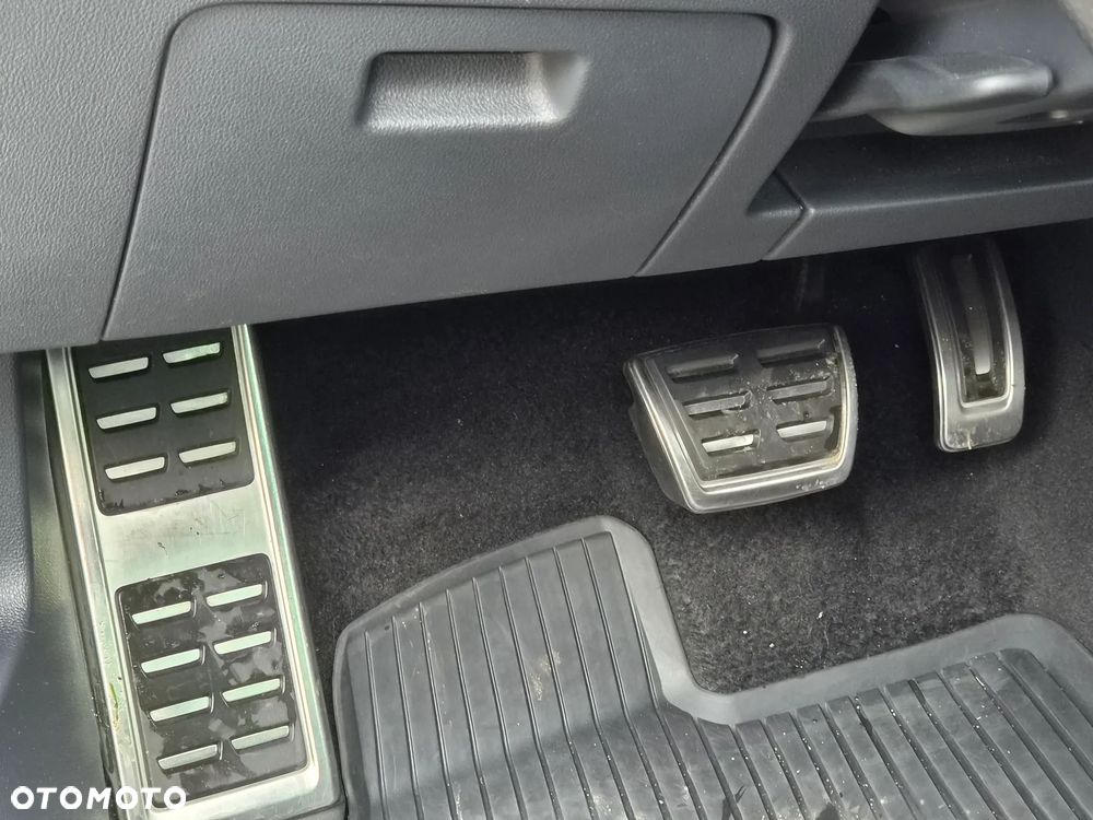 Skoda Octavia 2.0 TDI Style DSG - 23