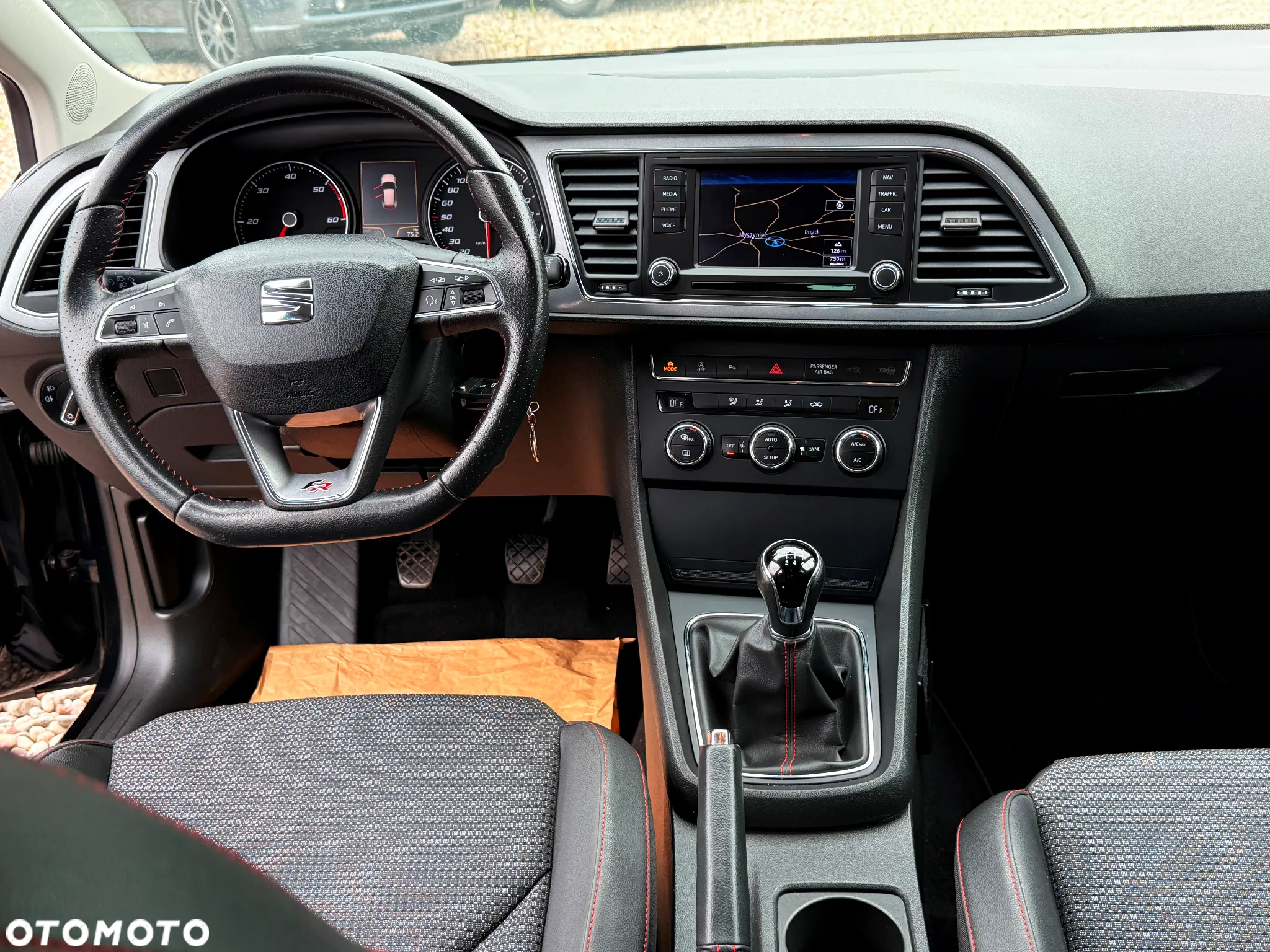 Seat Leon 2.0 TDI FR Black S&S - 5