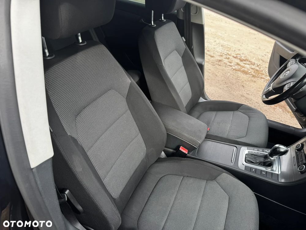 Volkswagen Passat 2.0 TDI DPF Comfortline DSG - 21