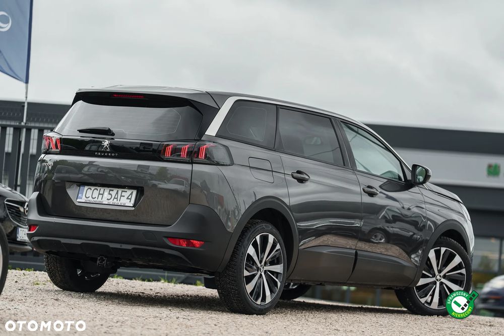 Peugeot 5008 - 5