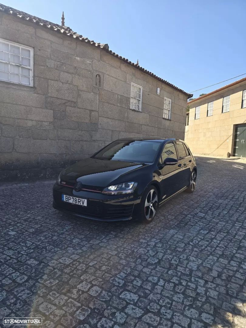 VW Golf 2.0 TSi GTi Performance - 3