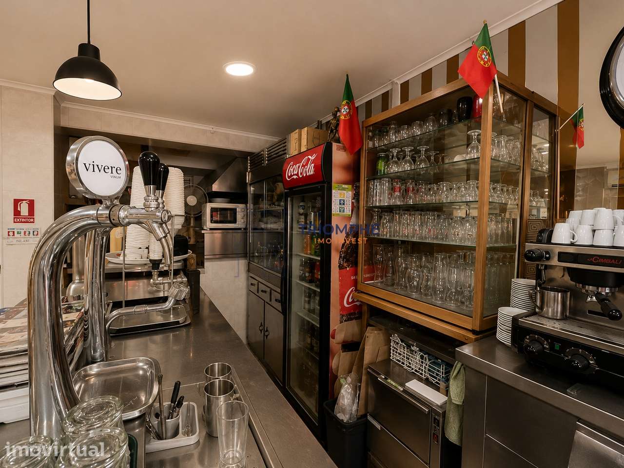 Espaço Comercial com Fração Habitacional na Amadora - Grande imagem: 3/11