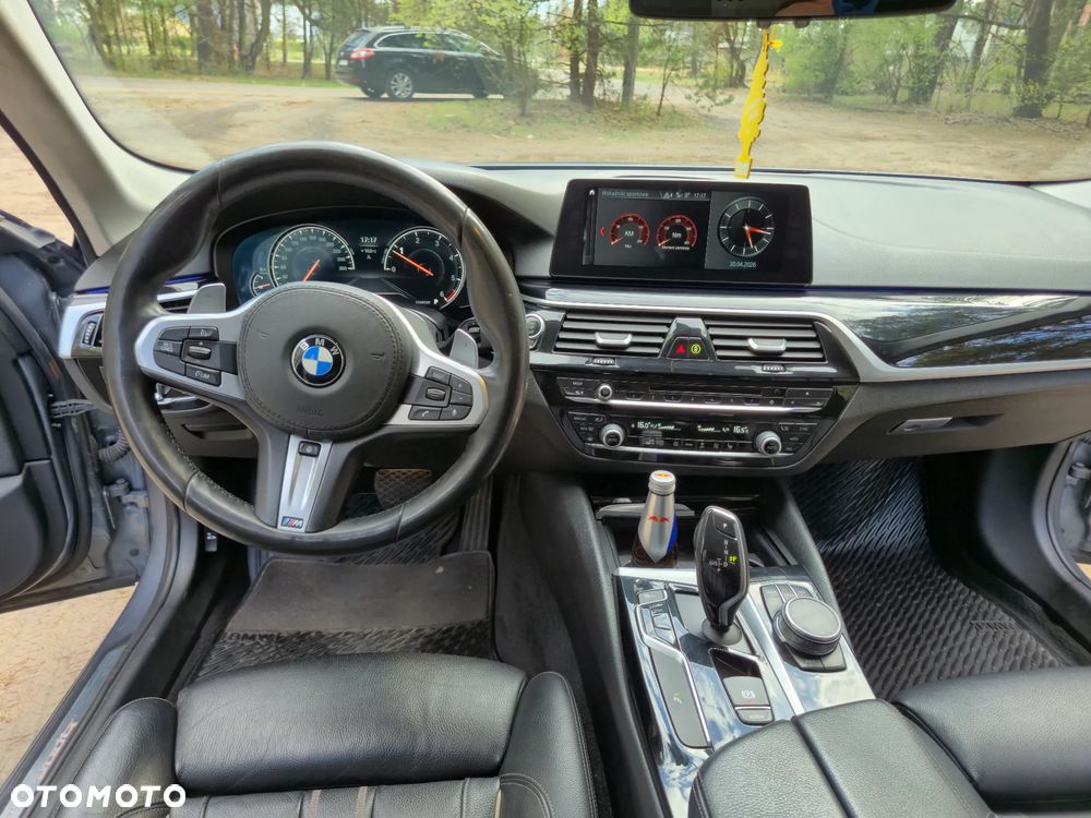 BMW Seria 5 520d Sport Line - 25
