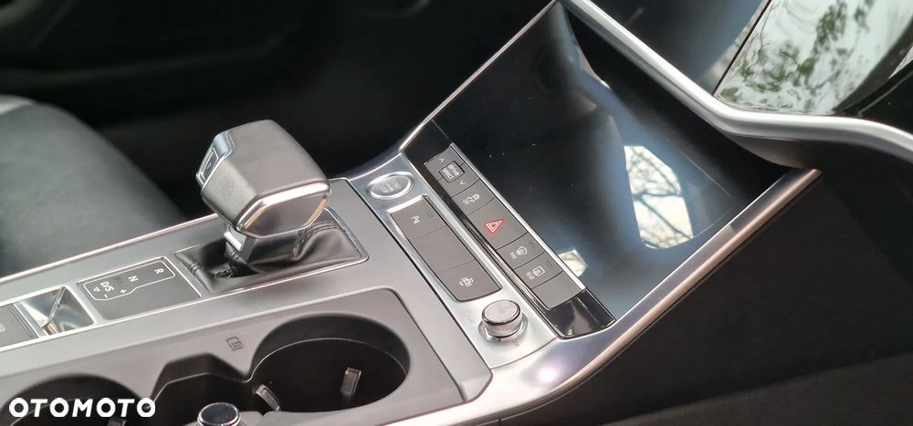 Audi A6 Avant 40 TDI S tronic - 25