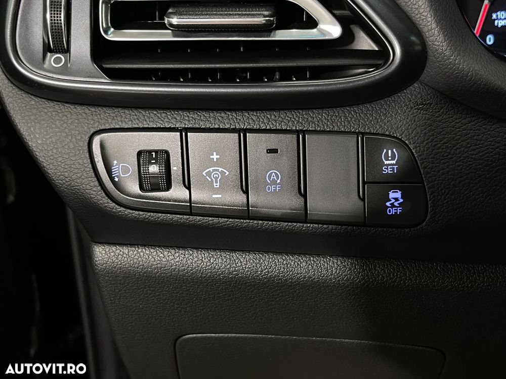 Hyundai i30 1.0 T-GDI 48V-Hybrid DCT N-Line - 23