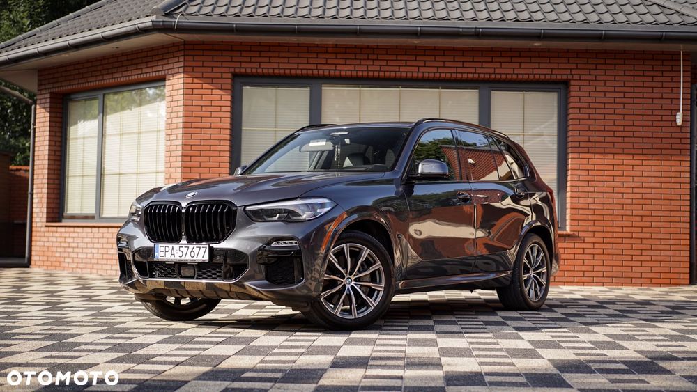 BMW X5 xDrive50i - 2