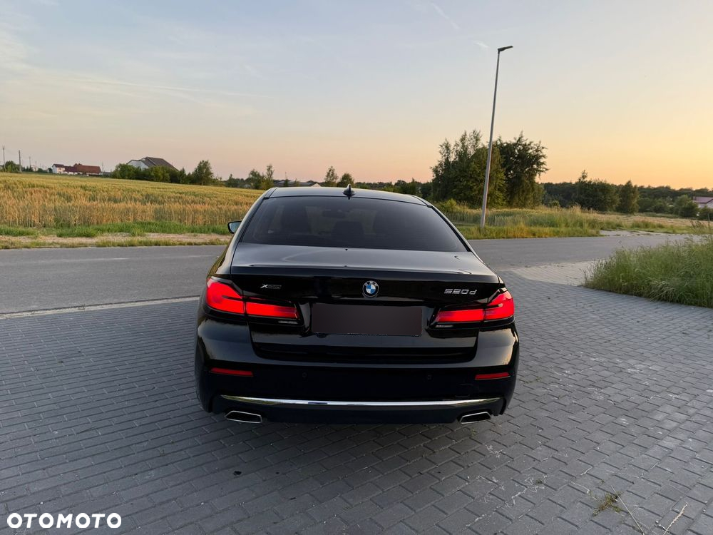 BMW Seria 5 520d xDrive Luxury Line - 5