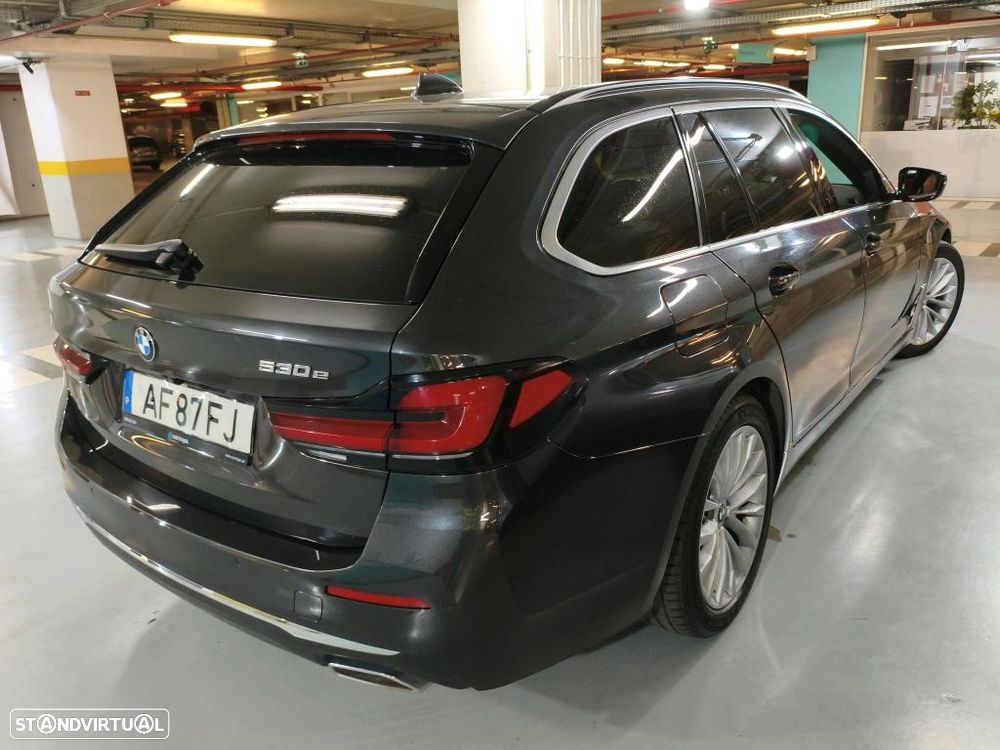 BMW 530 e Line Luxury - 4