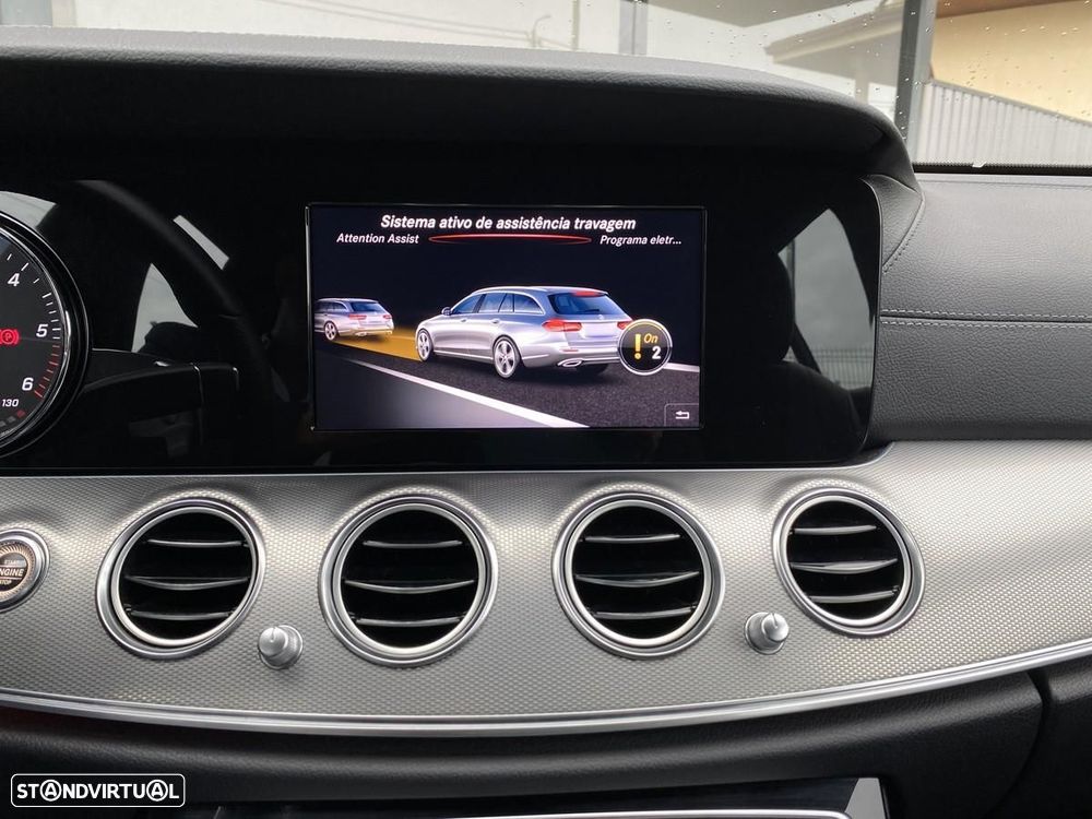 Mercedes-Benz E 220 d AMG Line - 25