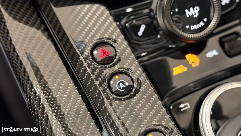 Aston Martin DBX 707 - 35