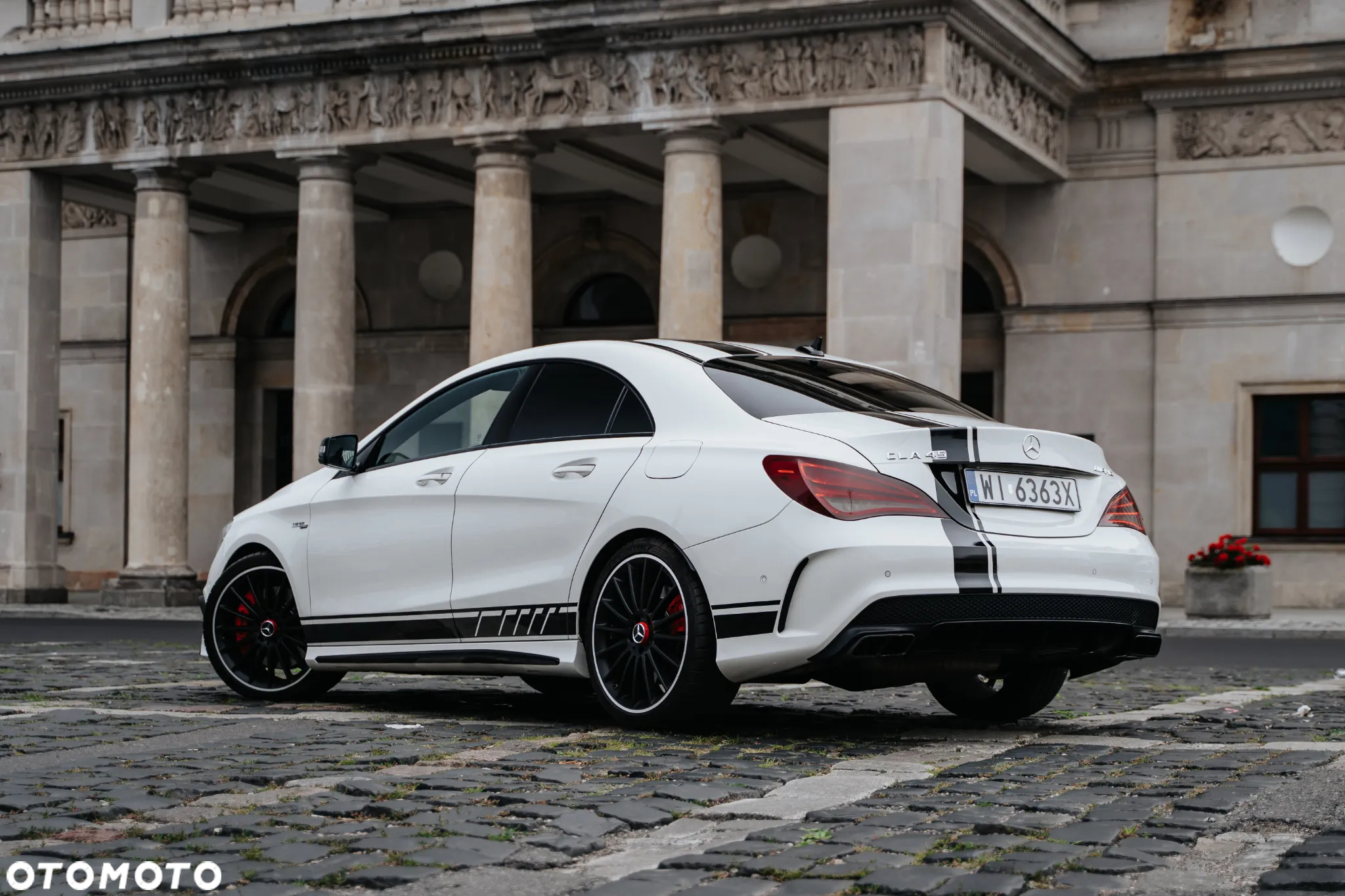 Mercedes-Benz CLA 45 AMG 4-Matic - 4