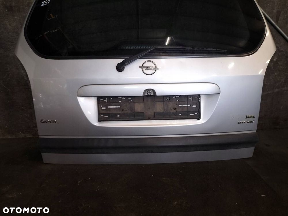 KOMPLETNY TYŁ KLAPA BAGAŻNIKA ZDERZAK TYŁ LAMPY OPEL ZAFIRA A Z147 - 12